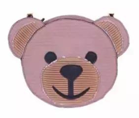 刘雯每月收入多少钱,刘雯收入2018排第几