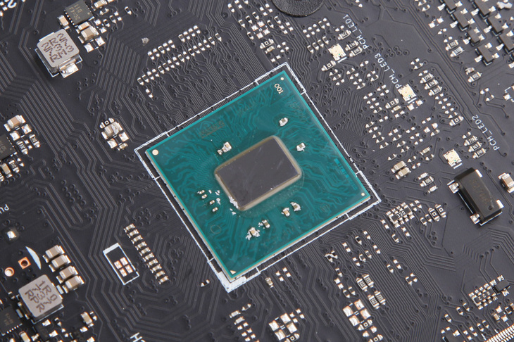 华硕玩家国度主板开机就进bios,华硕玩家国度主板如何开tpm