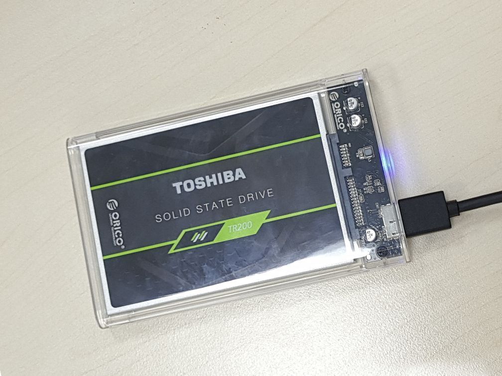 64层3DBiCSFLASH™SSD—东芝TR200固态硬盘简测