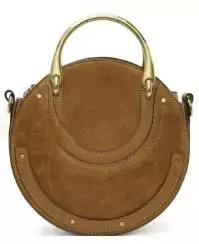 刘雯每月收入多少钱,刘雯收入2018排第几