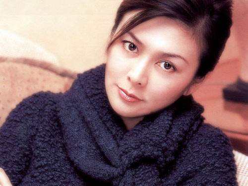 和颖儿长得像的明星有哪些,颖儿类似的女艺人