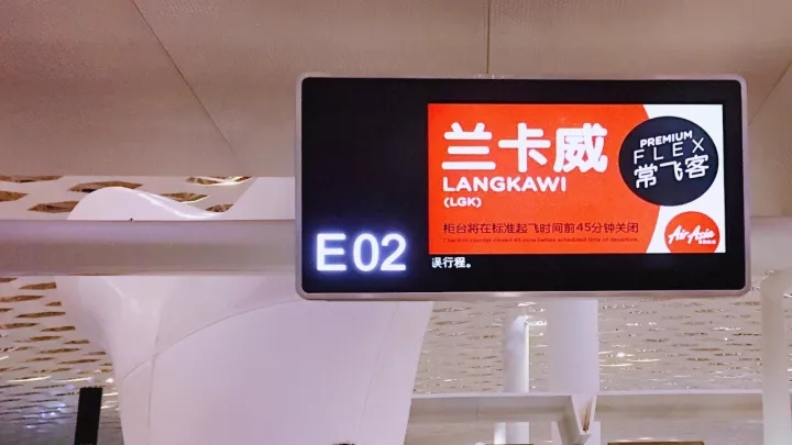 去马尔代夫住沙屋好还是水屋好,去马尔代夫可以不住水屋吗