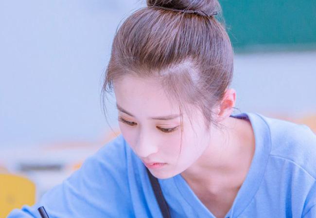 和颖儿长得像的明星有哪些,颖儿类似的女艺人