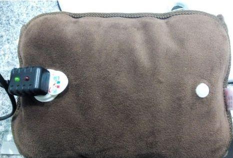 电热水袋怎么排空水,乐雪儿热水袋怎么排气