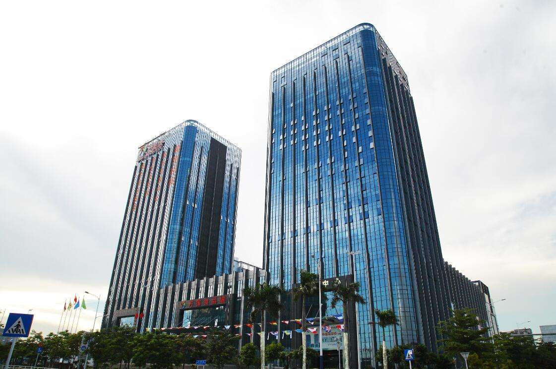 忍得了寂寞，方能享受那繁华——记万国食品城之访