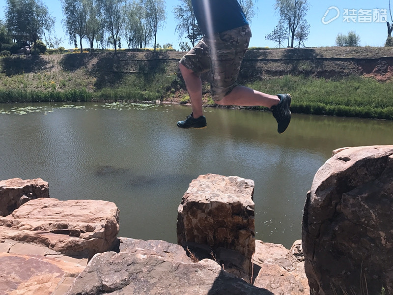 能翻山越岭也能走遍大江南北,能翻山越岭山海皆可平