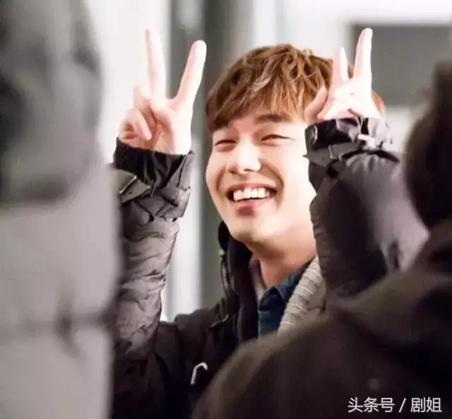 曾经是童星的他后来怎么样了,童星出道结4次婚终于找到真爱