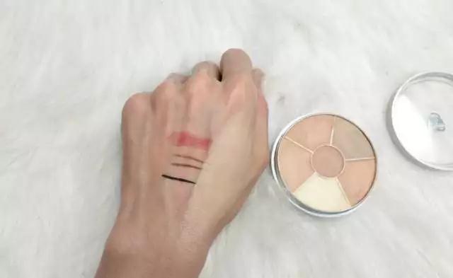 测评100个底妆,干皮大牌底妆真实测评