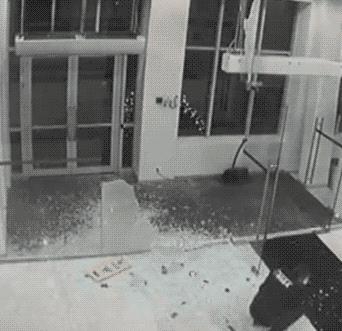 跑步机当跑得很快时怎么关掉,跑步机跑到一定速度打滑