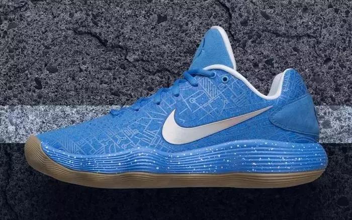 去他的脚踝保护吧，我就要低帮自由灵活