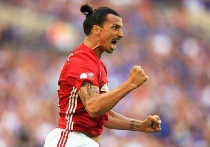 喜欢足球的星座,最喜欢看足球的星座