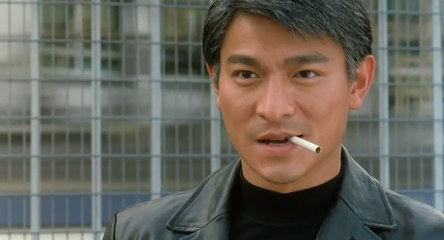 曾经霸屏的著名配角，“乌鸦”深入人心，他被称为“绿叶抢镜”