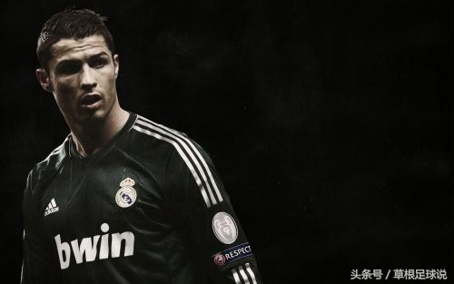 关于足球的高清壁纸,超好看的足球壁纸