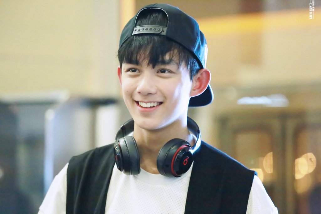 90后的明星神仙颜值,从农村走出来的十大明星