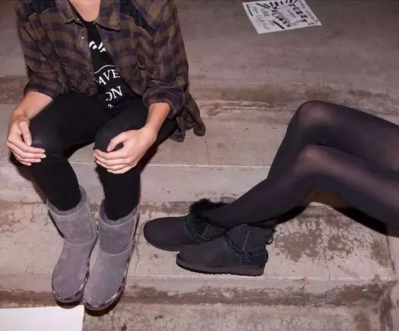 ugg穿搭很潮却很土,谁说穿oversize的就没有好身材