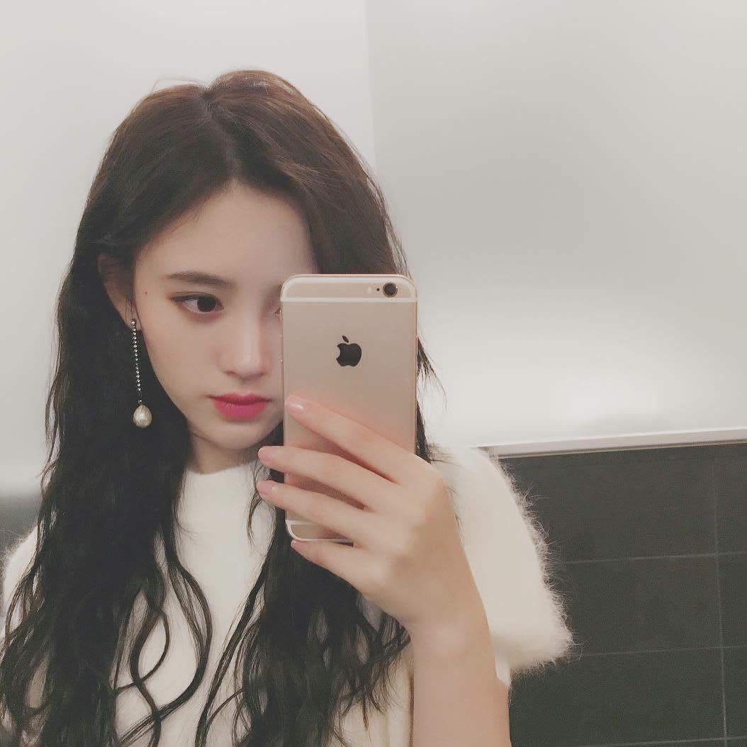 鞠婧祎正式成立个人工作室，看来是决定离开女团选择单飞了