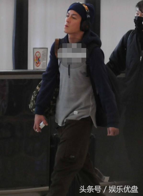 陈冠希因为什么原因退出娱乐圈,陈冠希万宝路多少钱