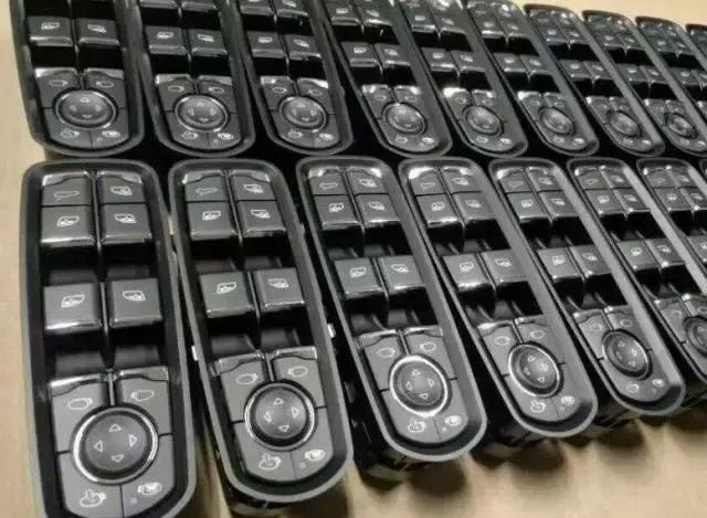 汽车维修厂配件价格咋对比,汽车修理厂换件成本价格