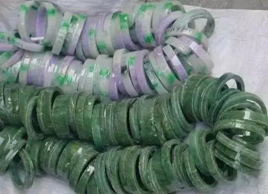 你的翡翠变黄了吗？快来补救！