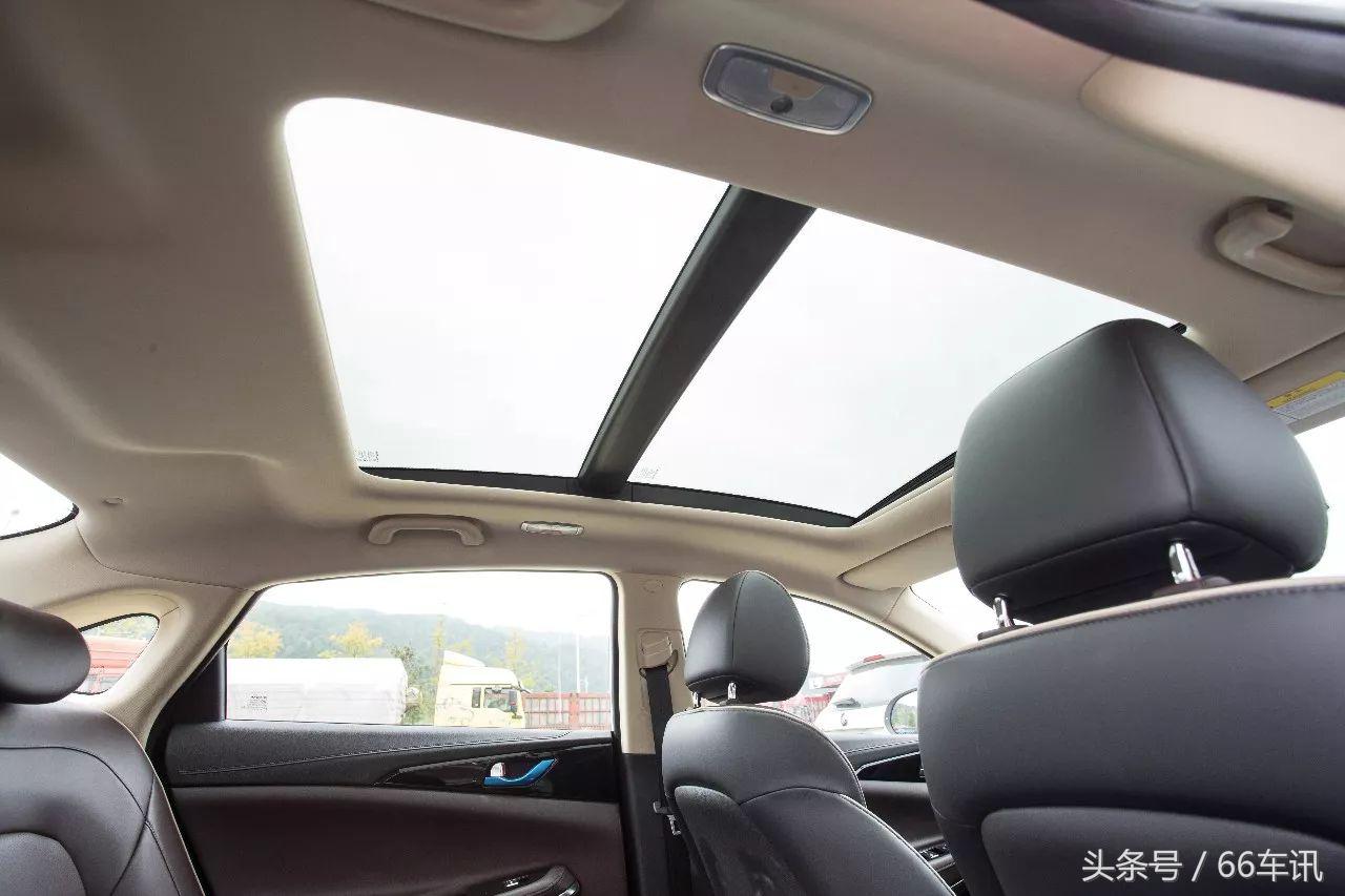 不只奥迪灯玩得溜，长安新车竟带呼吸LED大灯、黑科技中控！