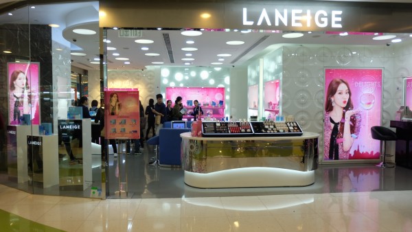 红翻天的小萌物带你激活圣诞季，还不快来瞧瞧？