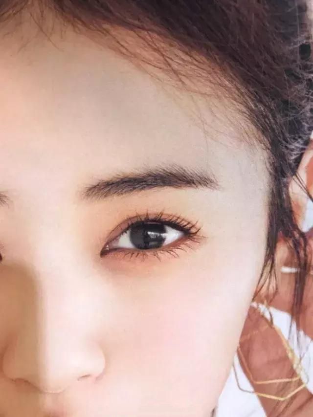 为什么你精心化的眼妆很显脏,化眼妆后总觉得磨得慌