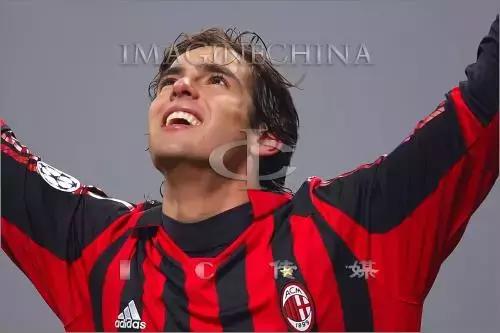 那个偷走人们初恋的足球美少男，终于在16年后说了分手！