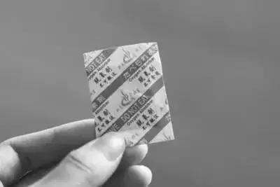 男童眼睛20分钟眼球被溶解,孩子眼球不谨慎被溶解视频谣言