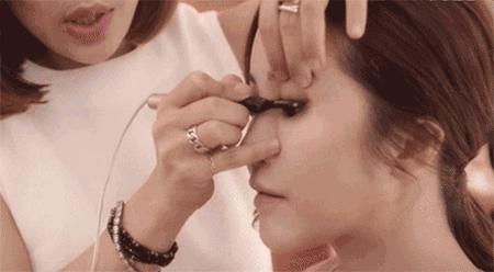 为什么你精心化的眼妆很显脏,化眼妆后总觉得磨得慌