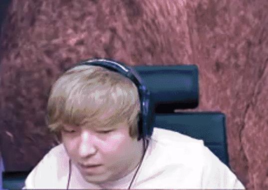 与班特福尼一起攻克难关游戏,和班尼特福迪攻克难关游戏