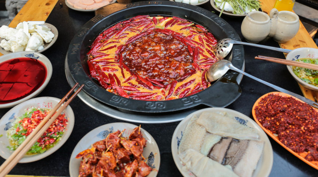 吃一次饭拉一次怎么回事,吃火锅就肚子疼拉肚子是怎么回事