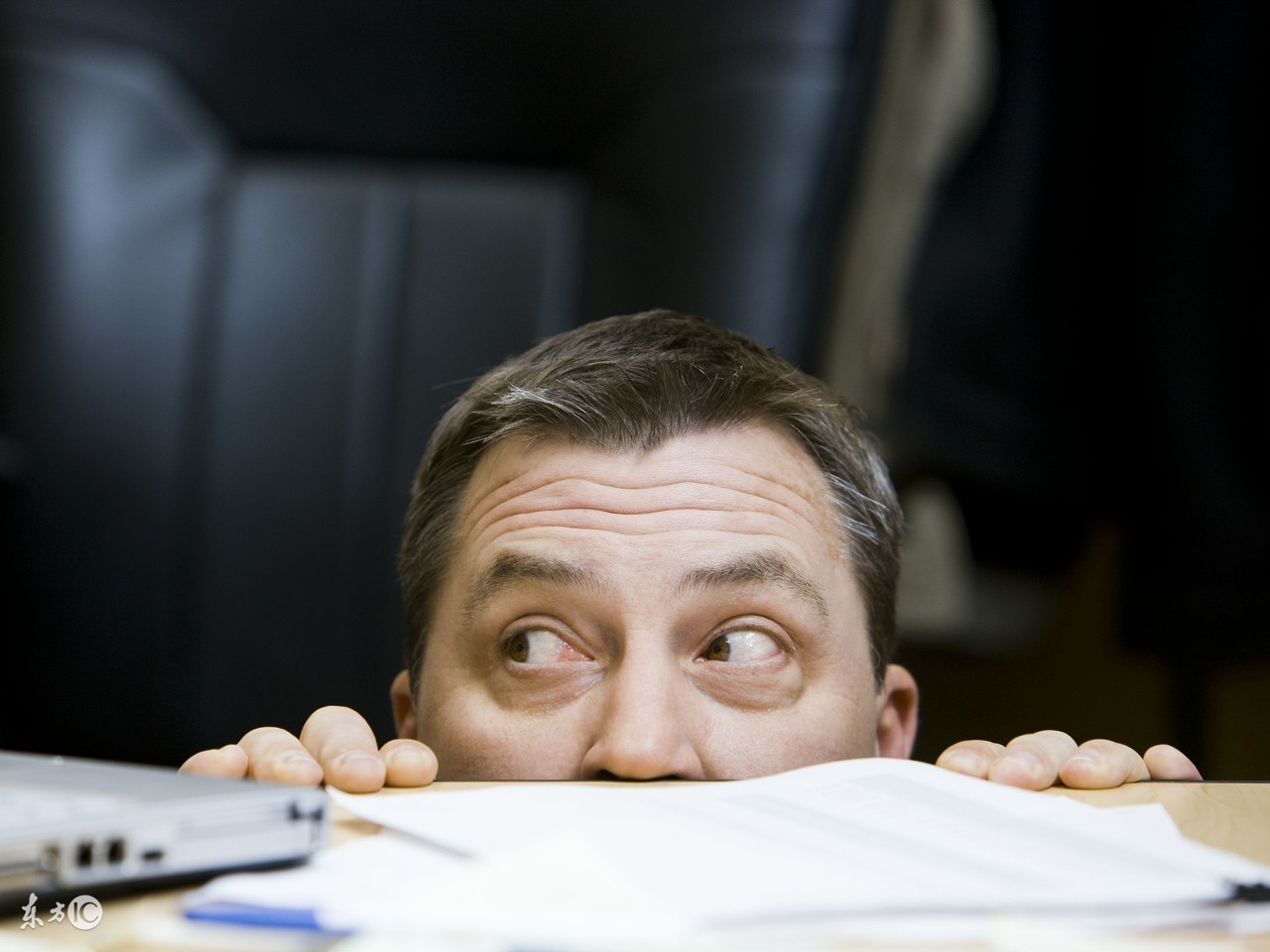 脑袋里老是有危险的想法,脑子里有坏念头怎么回事