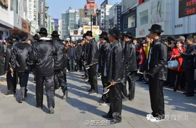 区文化中心建设即将启动|一商场保洁坠电梯井被压死