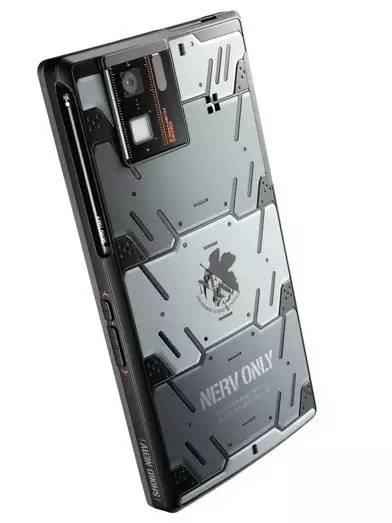 人人模仿苹果的时代，还有谁在做自己？