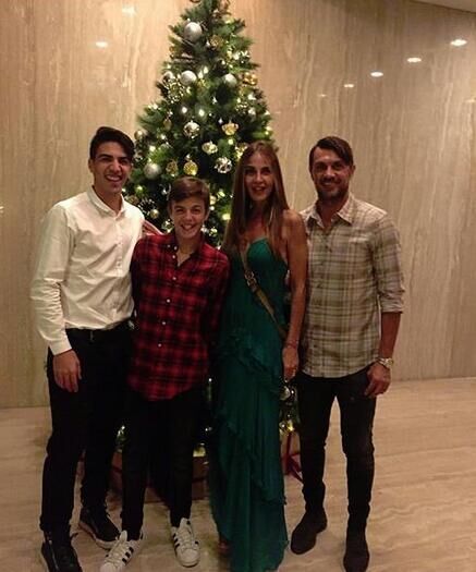 巴乔跟马尔蒂尼谁才是意大利老大,巴乔在老马尔蒂尼打了几场比赛