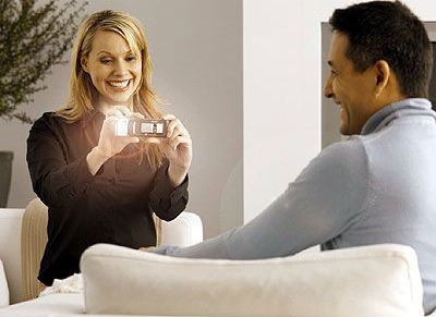 手机直射光与闪光灯的区别,手机电筒灯光爆闪