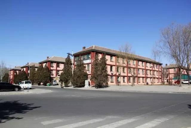 包头市老苏联楼在哪里,包头青山区苏联楼