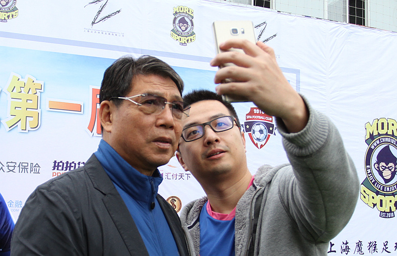 徐根宝十年磨一剑经验,回顾足球教父徐根宝的足球生涯