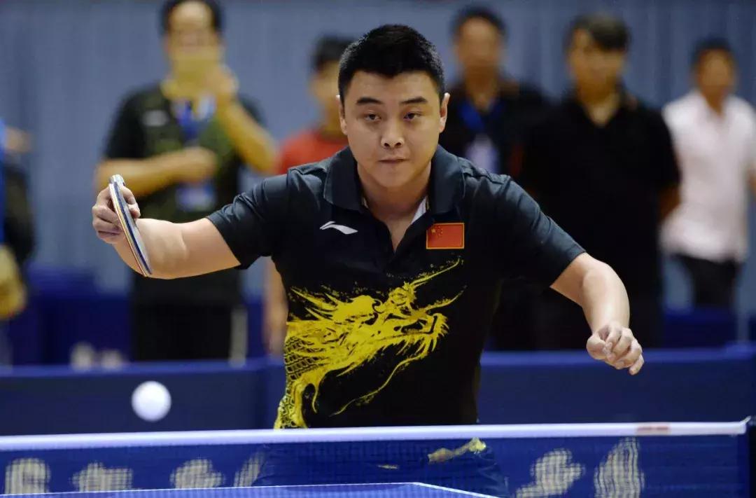 卡卡国家队退役是哪一年,卡卡宣布退役来中超