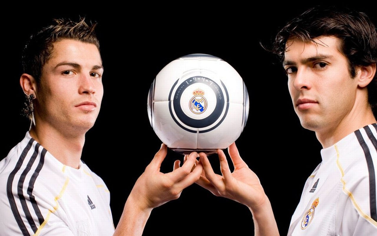 卡卡和c罗的爱情故事,卡卡说见证了c罗的最强时期