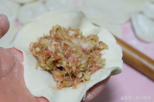 冬至不想吃饺子还有什么新花样,烫面大蒸饺的家常做法大全