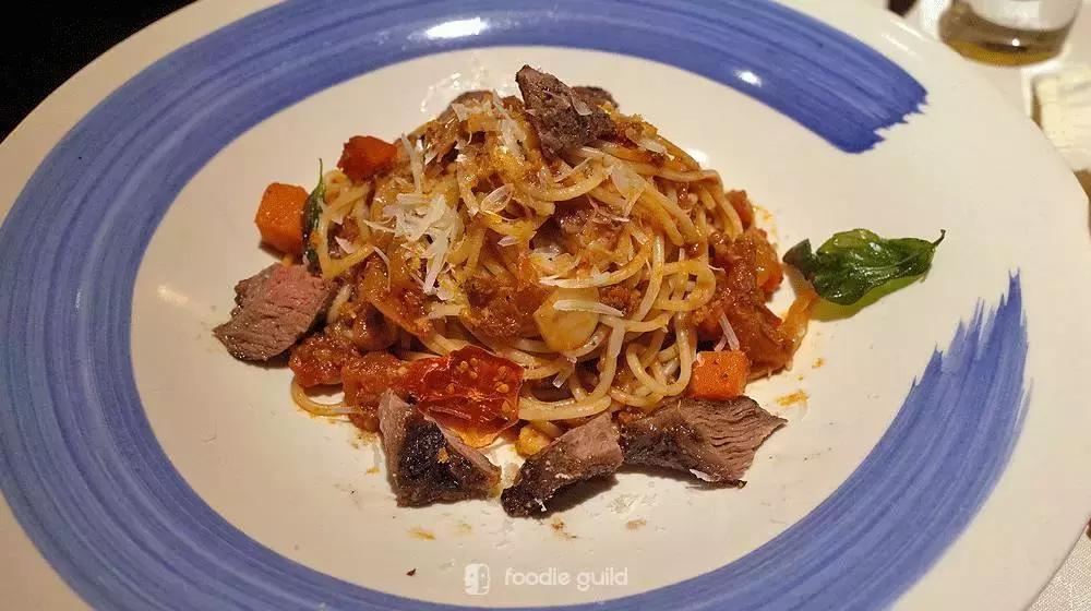 某人约会图性价比选了“西堤厚牛排”，结果吃完秒变前任……