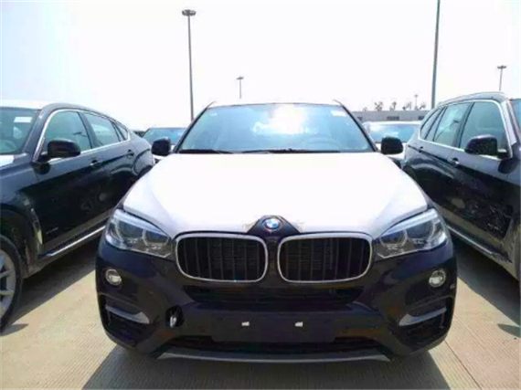 兰德酷路泽途乐路虎卫士谁更耐用,途乐路虎2022款落地价多少钱