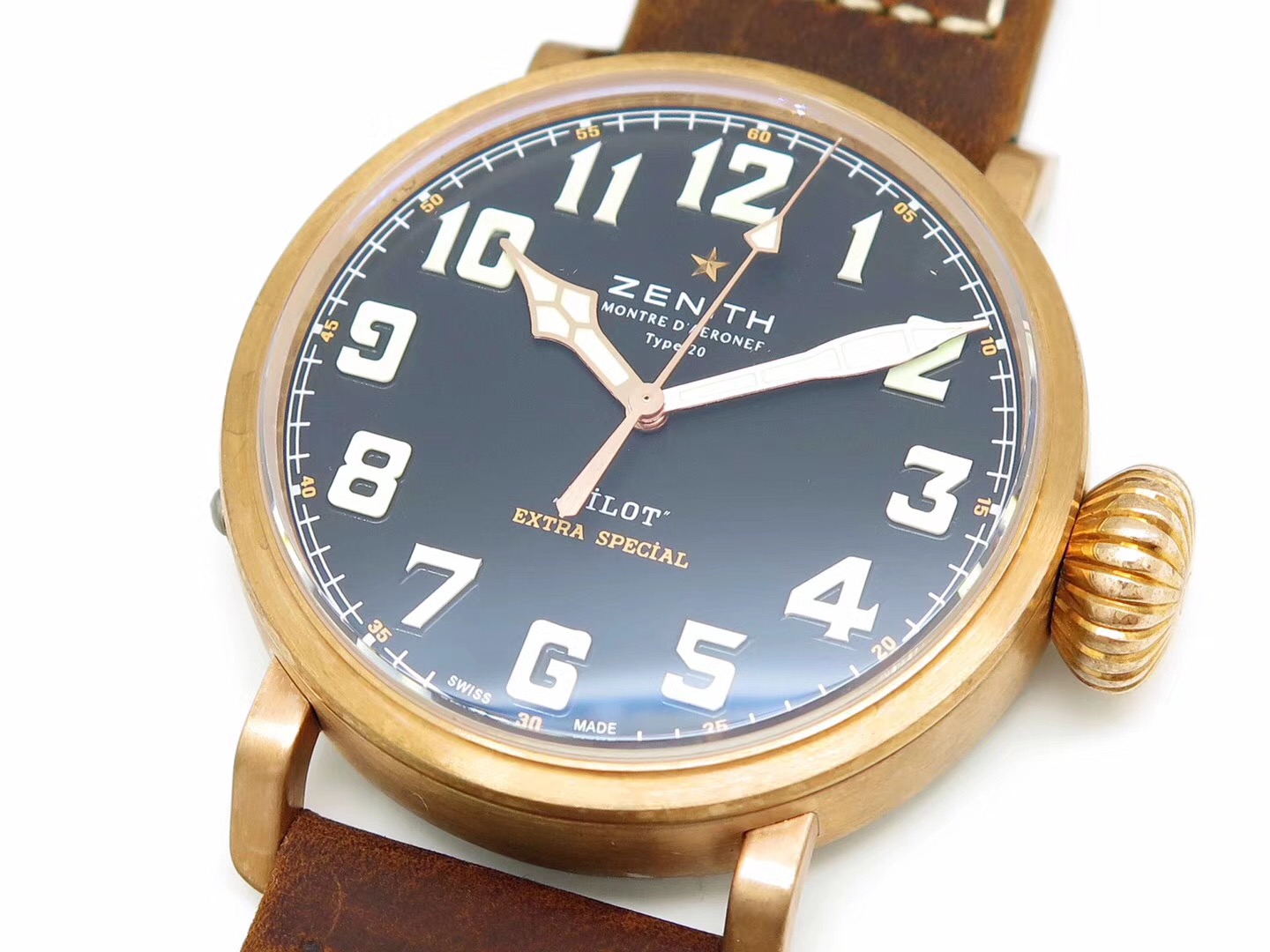 胡歌一路前行同款运动手表,胡歌同款蓝表面陨石手表