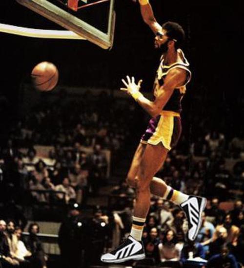 nba里的著名交易,nba历史五大自爆式交易