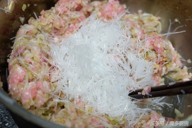 冬至不想吃饺子还有什么新花样,烫面大蒸饺的家常做法大全