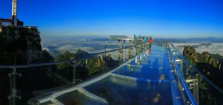 中国最美最刺激的10座玻璃桥，敢约吗？