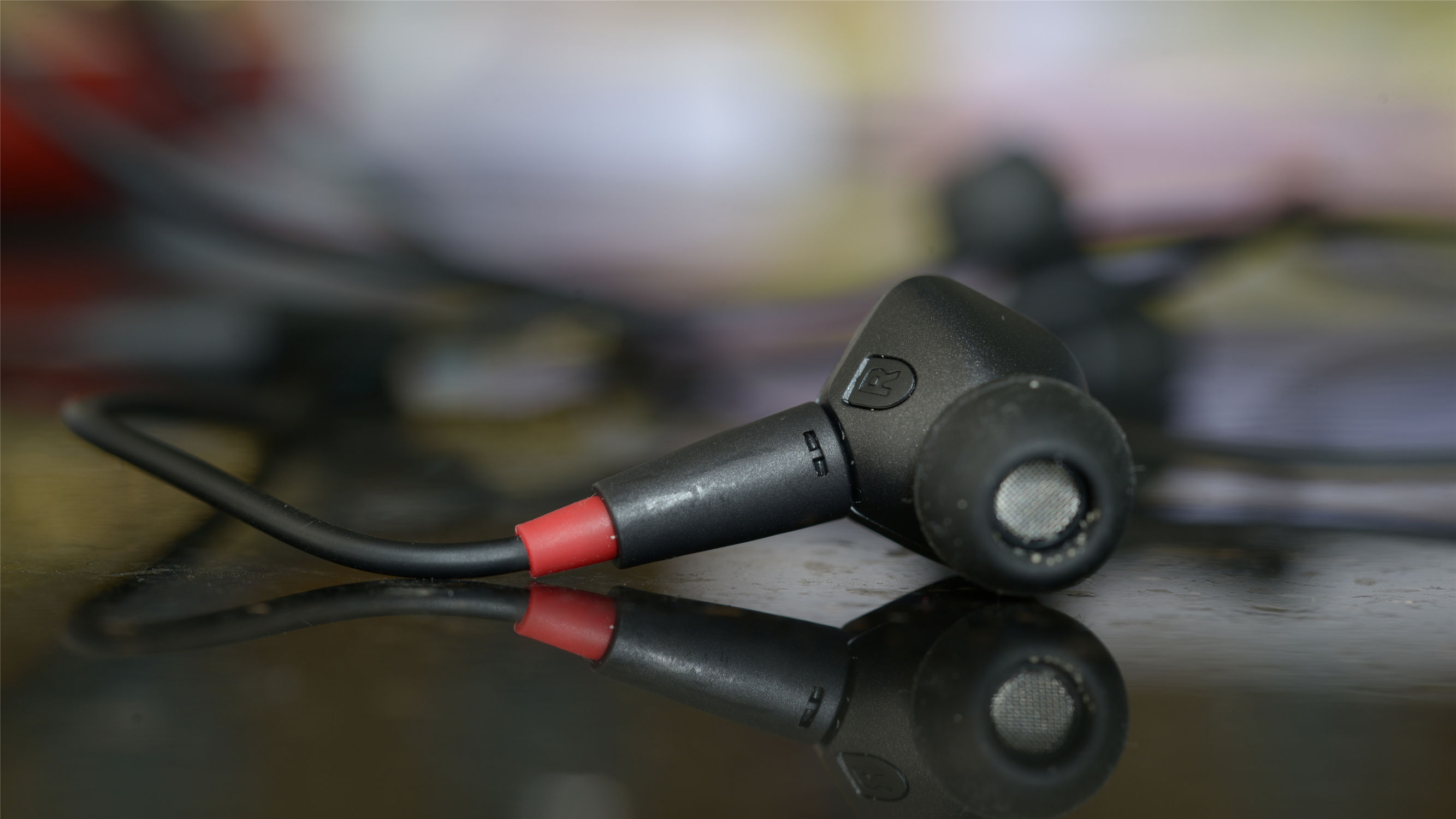 森海塞尔IE80S使用感受，对比拜亚动力谢兰图和hifimanre800