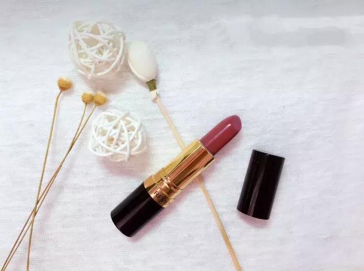 100块钱买不到一支口红,50块三支的大牌口红