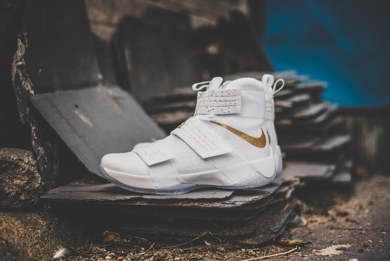 中锋不卖鞋,中锋不卖鞋的原因有哪些